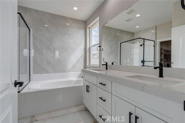 8575 Stockton Avenue, Hesperia, CA 92344