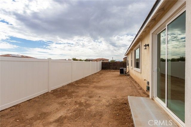 8575 Stockton Avenue, Hesperia, CA 92344