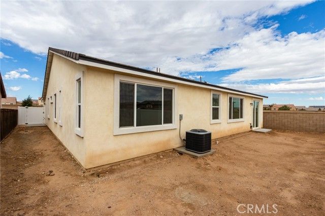 8575 Stockton Avenue, Hesperia, CA 92344