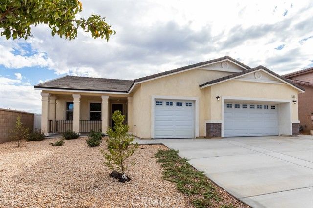 8575 Stockton Avenue, Hesperia, CA 92344