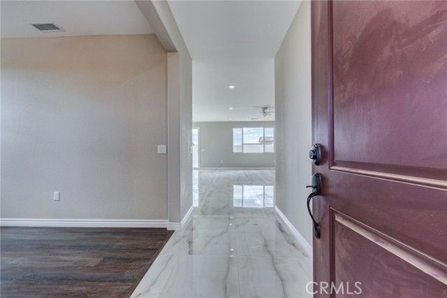 8575 Stockton Avenue, Hesperia, CA 92344