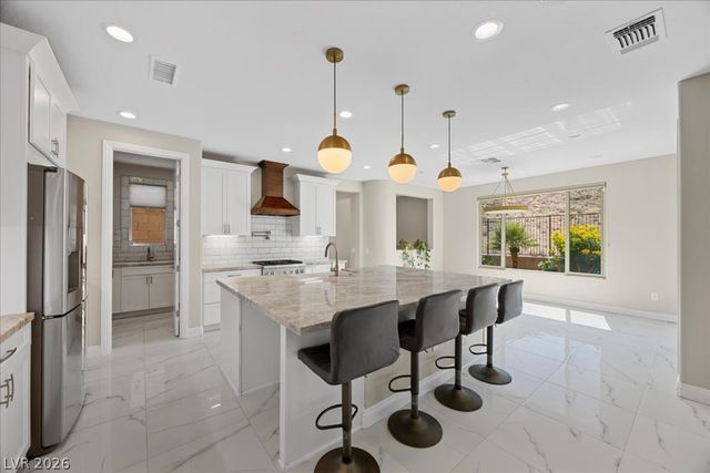 12723 Coastline Shadow Street, Las Vegas, NV 89141