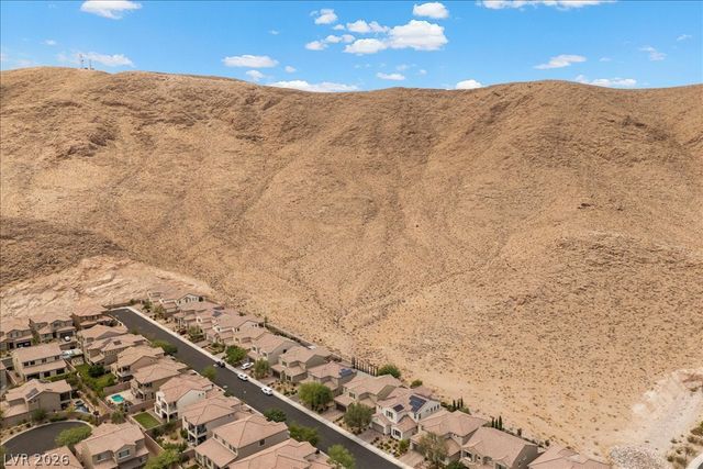 12723 Coastline Shadow Street, Las Vegas, NV 89141