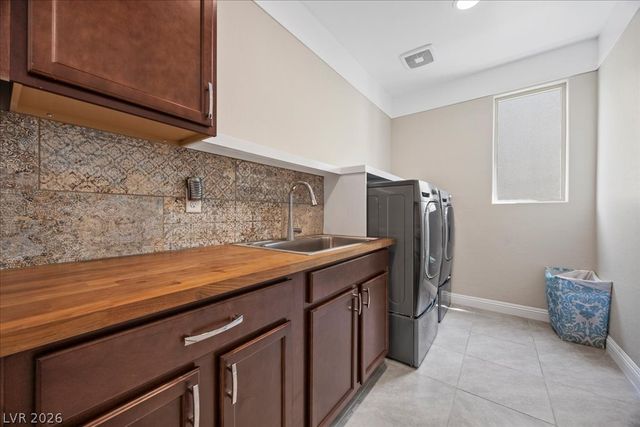 12723 Coastline Shadow Street, Las Vegas, NV 89141