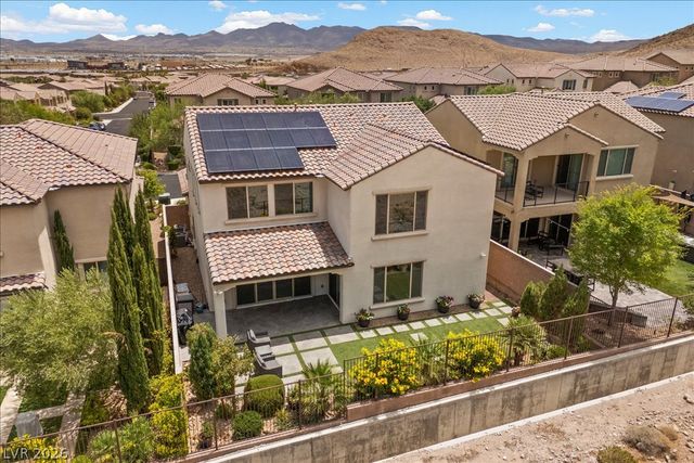 12723 Coastline Shadow Street, Las Vegas, NV 89141