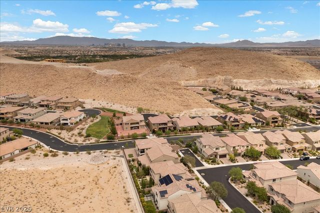 12723 Coastline Shadow Street, Las Vegas, NV 89141