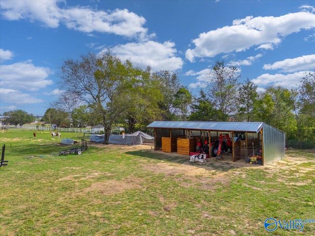 25199 Mooresville Road, Elkmont, AL 35620