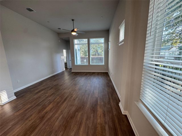 3000 Chisholm Trail RD 79, Round Rock, TX 78681