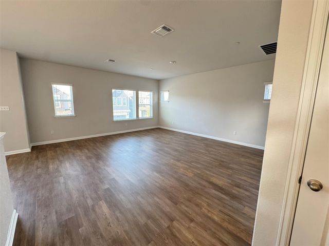 3000 Chisholm Trail RD 79, Round Rock, TX 78681