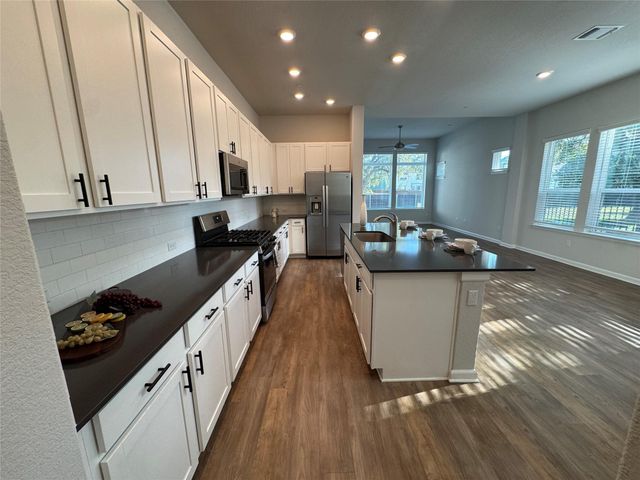 3000 Chisholm Trail RD 79, Round Rock, TX 78681