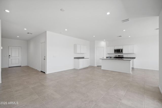 1565 E CURRIER Drive E, Casa Grande, AZ 85122