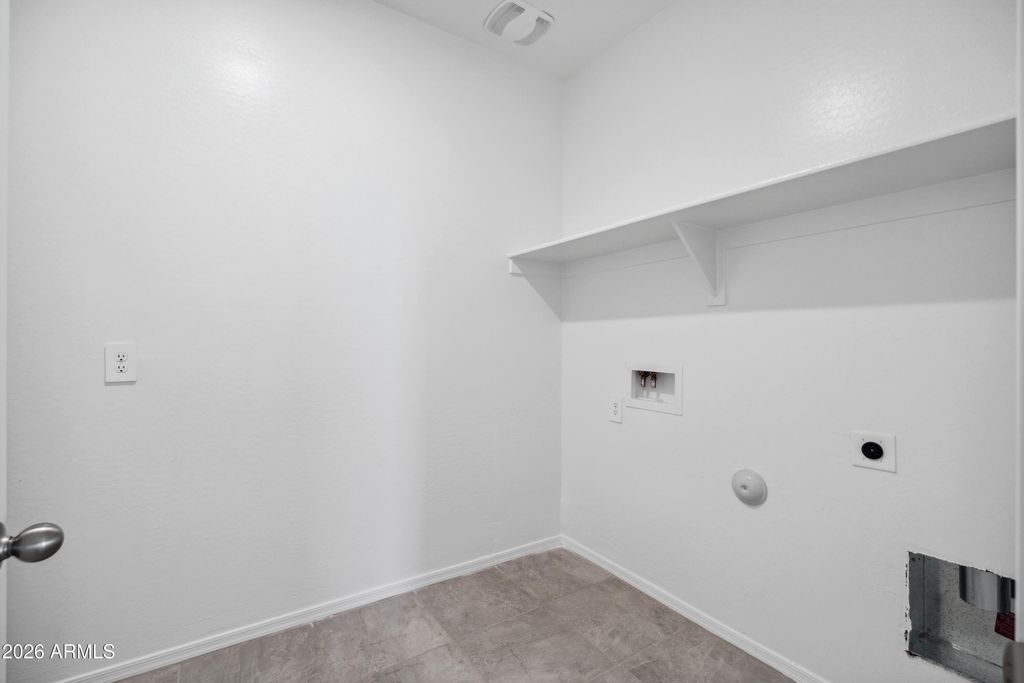 Image 21 of property listing at 1565 E CURRIER Drive E, Casa Grande, AZ 85122