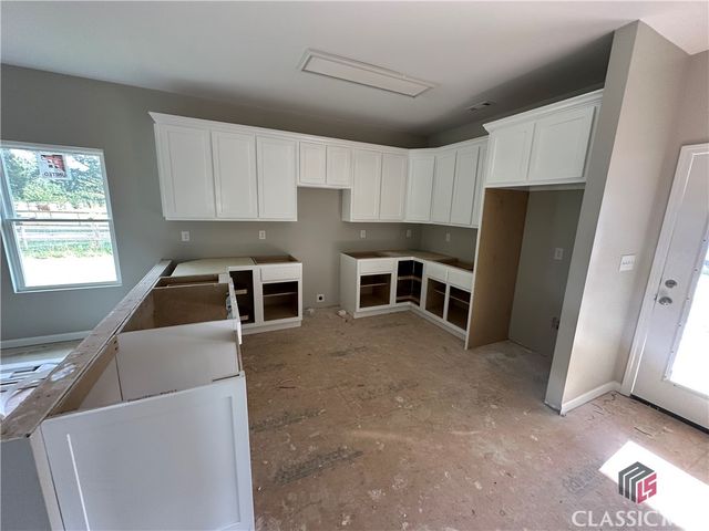 2751 Paoli Street, Comer, GA 30629