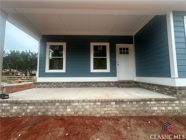2751 Paoli Street, Comer, GA 30629