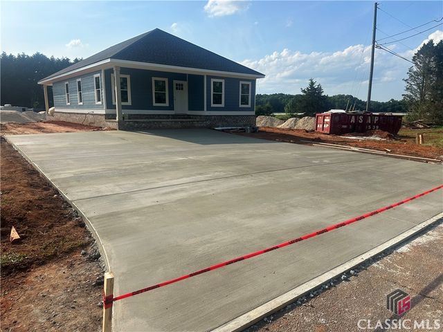 2751 Paoli Street, Comer, GA 30629