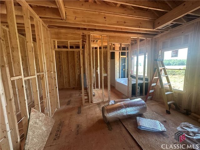 2751 Paoli Street, Comer, GA 30629