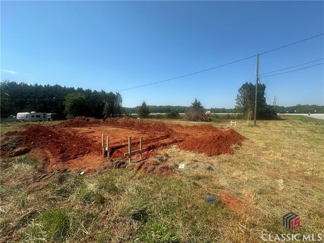 2751 Paoli Street, Comer, GA 30629