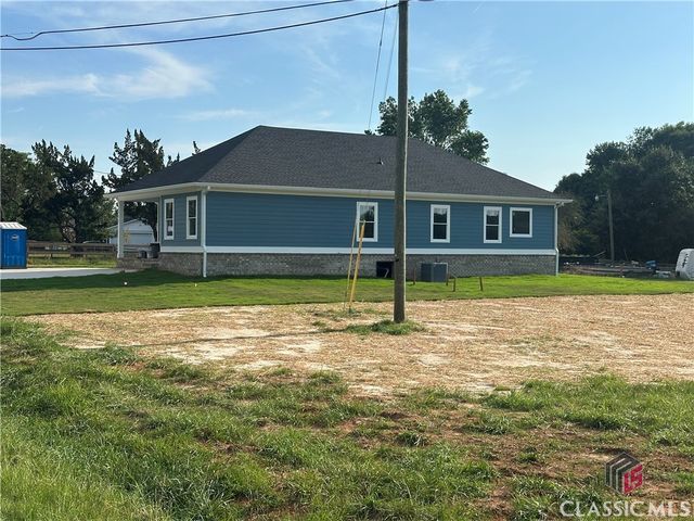 2751 Paoli Street, Comer, GA 30629