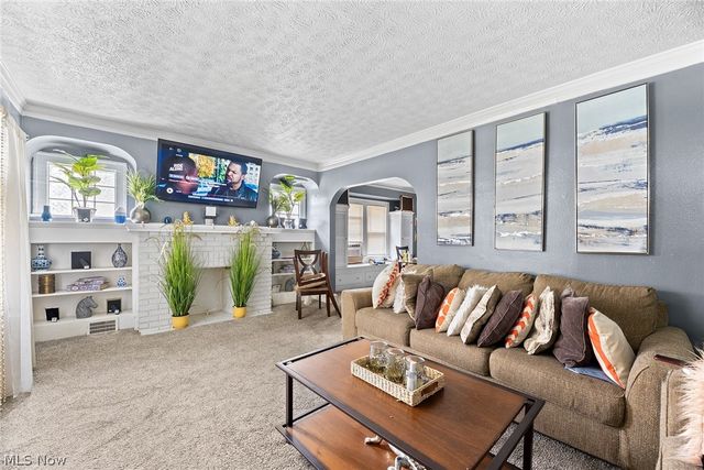 6206 Bradley Avenue, Parma, OH 44129