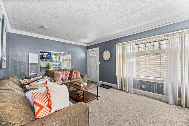 6206 Bradley Avenue, Parma, OH 44129