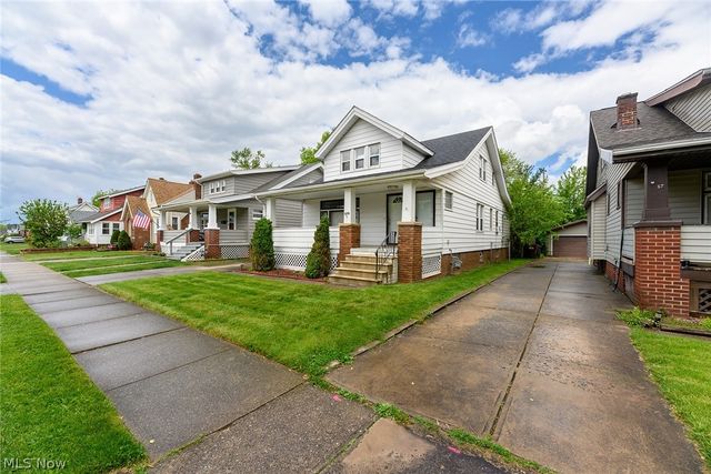6206 Bradley Avenue, Parma, OH 44129