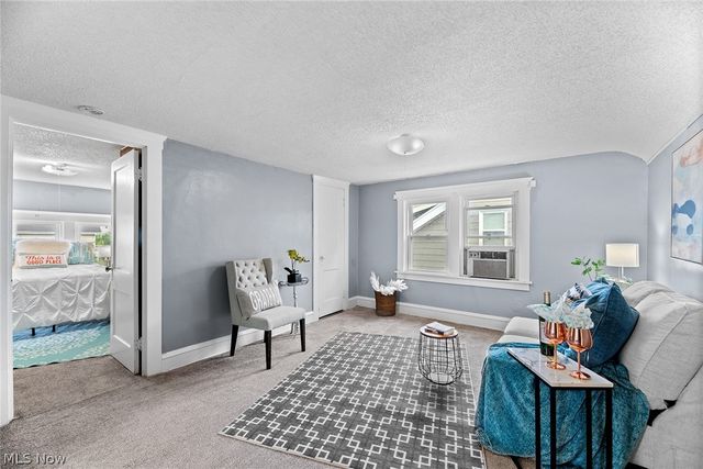 6206 Bradley Avenue, Parma, OH 44129