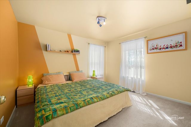 577 Cardinal Avenue, Oswego, IL 60543