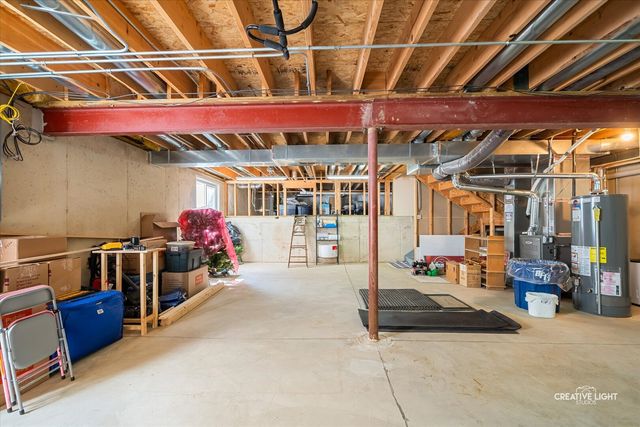 577 Cardinal Avenue, Oswego, IL 60543