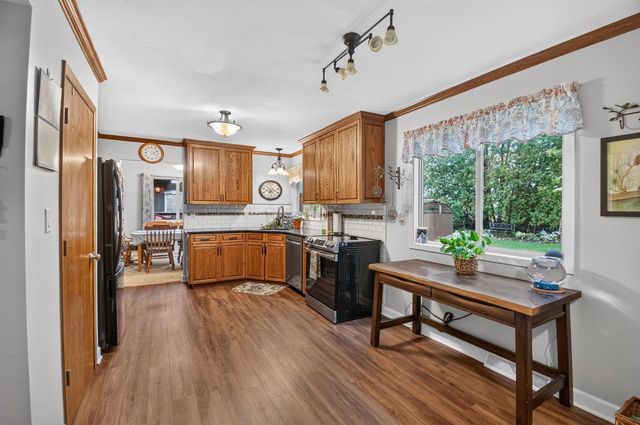 8216 48th AVENUE, Kenosha, WI 53142