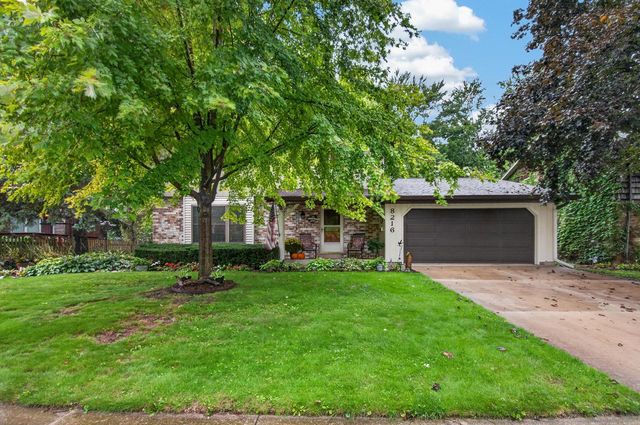 8216 48th AVENUE, Kenosha, WI 53142