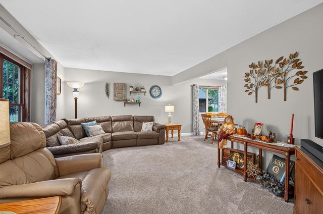8216 48th AVENUE, Kenosha, WI 53142