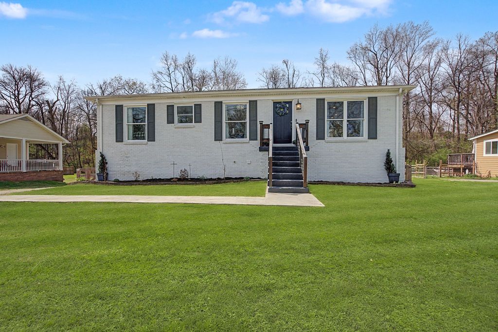 4732 Cascade Dr, Old Hickory, TN 37138