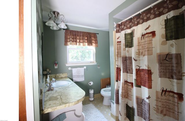 40147 Spitz Drive, Sterling Heights, MI 48313