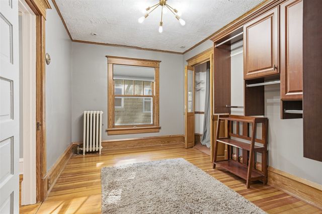 1209 N Clinton Boulevard, Bloomington, IL 61701