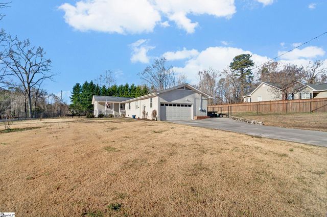 702 Valley Creek Drive, Greer, SC 29651