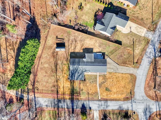 702 Valley Creek Drive, Greer, SC 29651