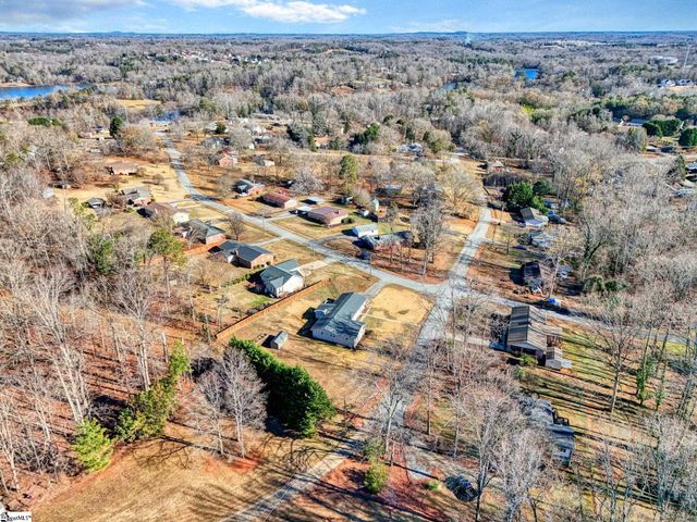 702 Valley Creek Drive, Greer, SC 29651