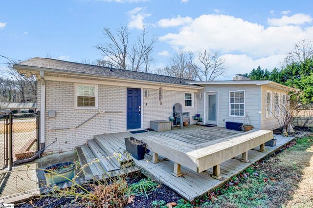 702 Valley Creek Drive, Greer, SC 29651