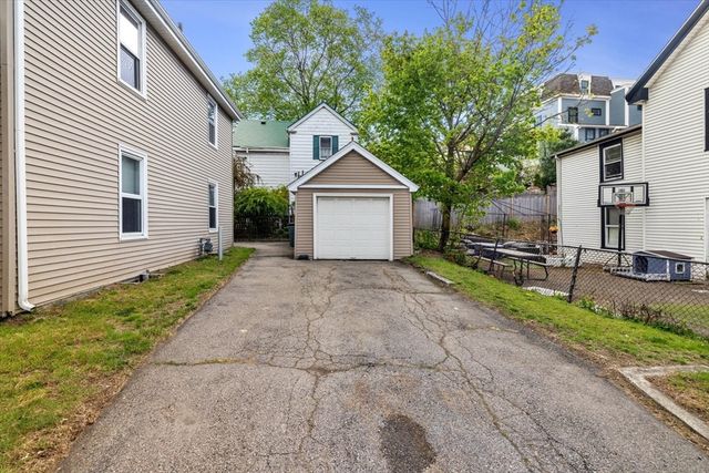 1176 Hyde Park, Boston, MA 02136