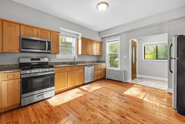 1176 Hyde Park, Boston, MA 02136