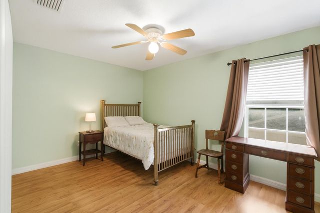 9076 108th Avenue, Vero Beach, FL 32967