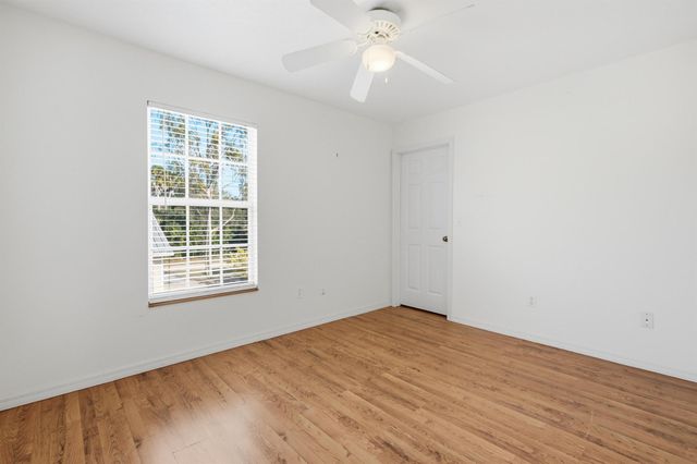 9076 108th Avenue, Vero Beach, FL 32967