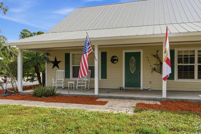 9076 108th Avenue, Vero Beach, FL 32967