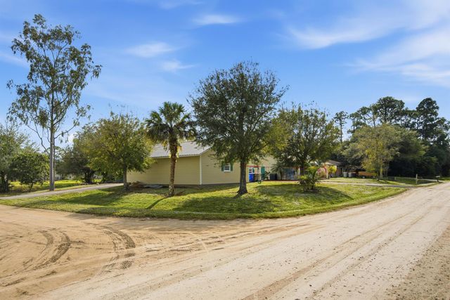 9076 108th Avenue, Vero Beach, FL 32967