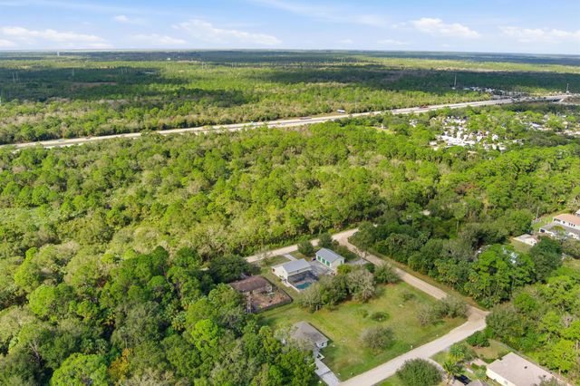 9076 108th Avenue, Vero Beach, FL 32967