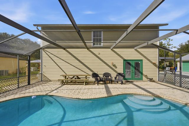 9076 108th Avenue, Vero Beach, FL 32967