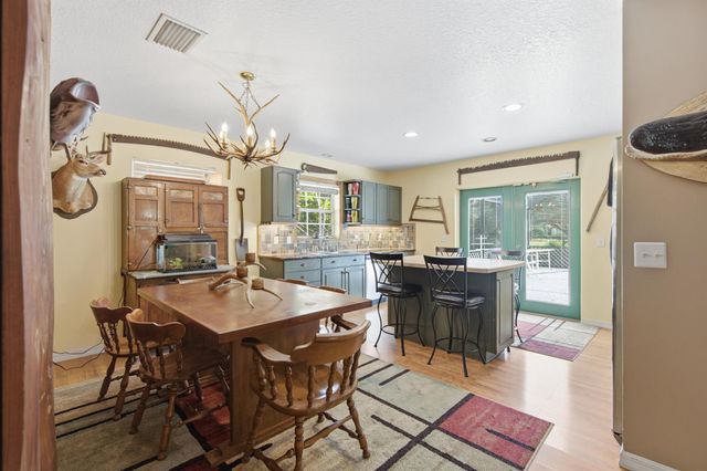 9076 108th Avenue, Vero Beach, FL 32967