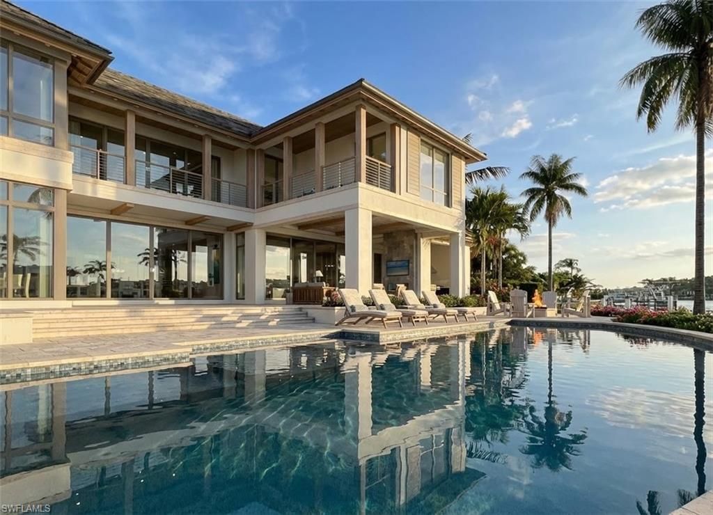 3696 NELSONS WALK, NAPLES, FL 34102 — photo 2