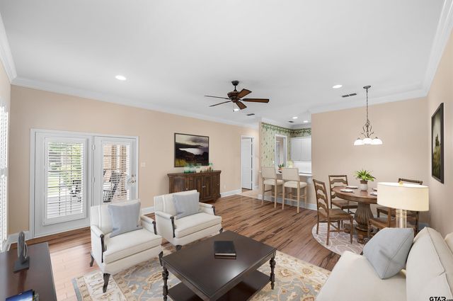 2322 Dietz Ln, Tyler, TX 75701