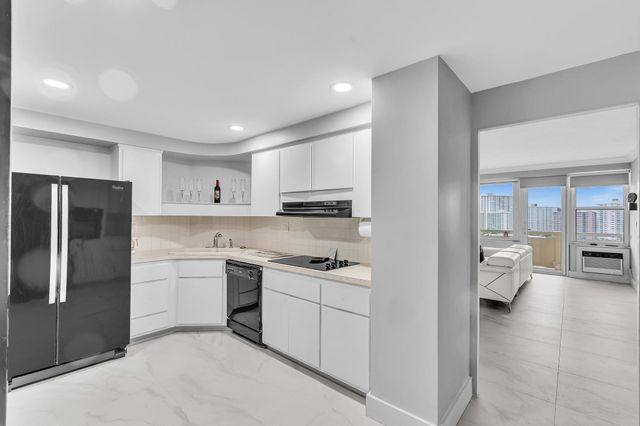 3200 NE 36th St 1610, Fort Lauderdale, FL 33308